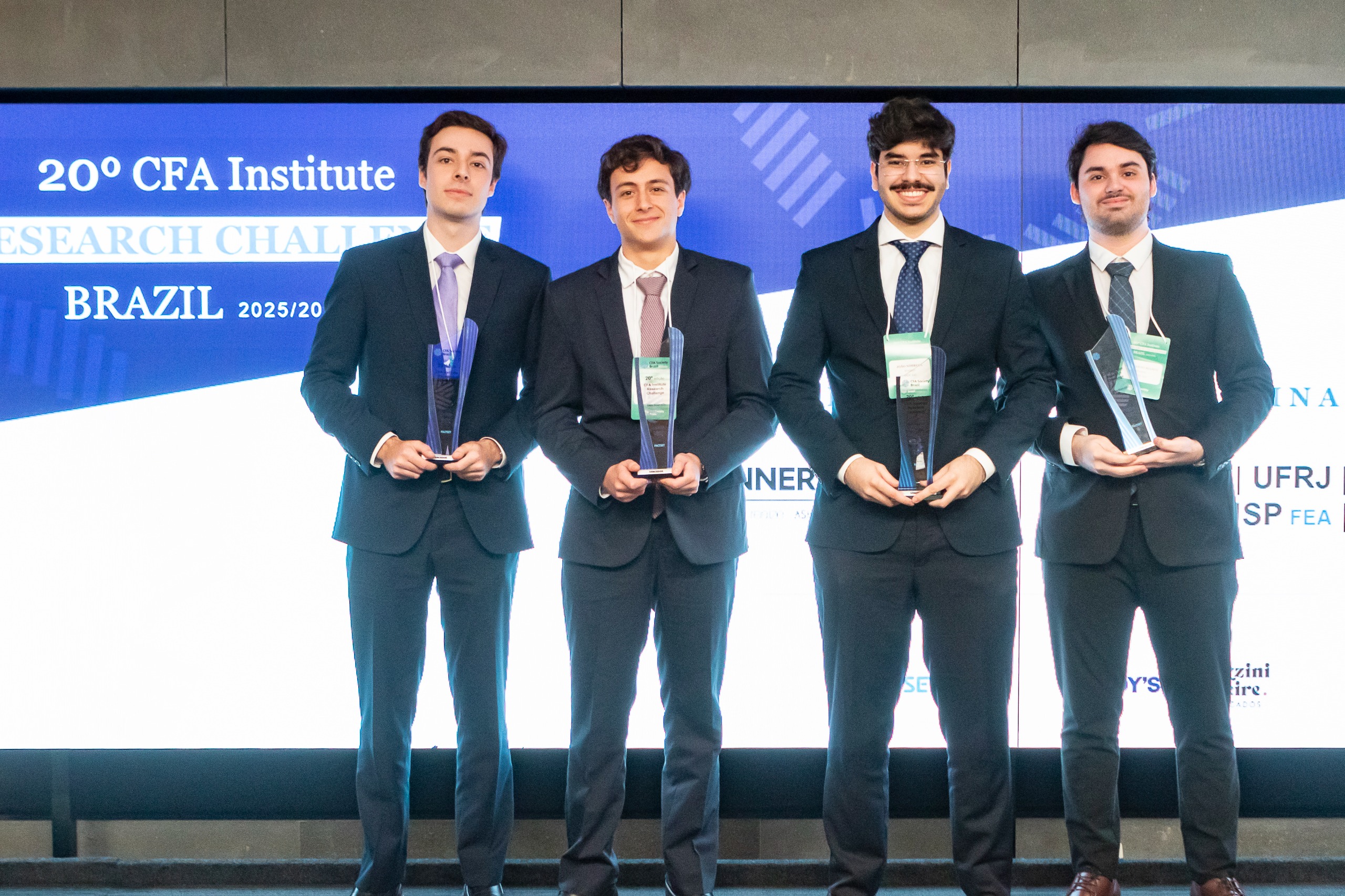 Estudantes da FGV SP vencem competição de análise de investimentos promovida pelo CFA Institute