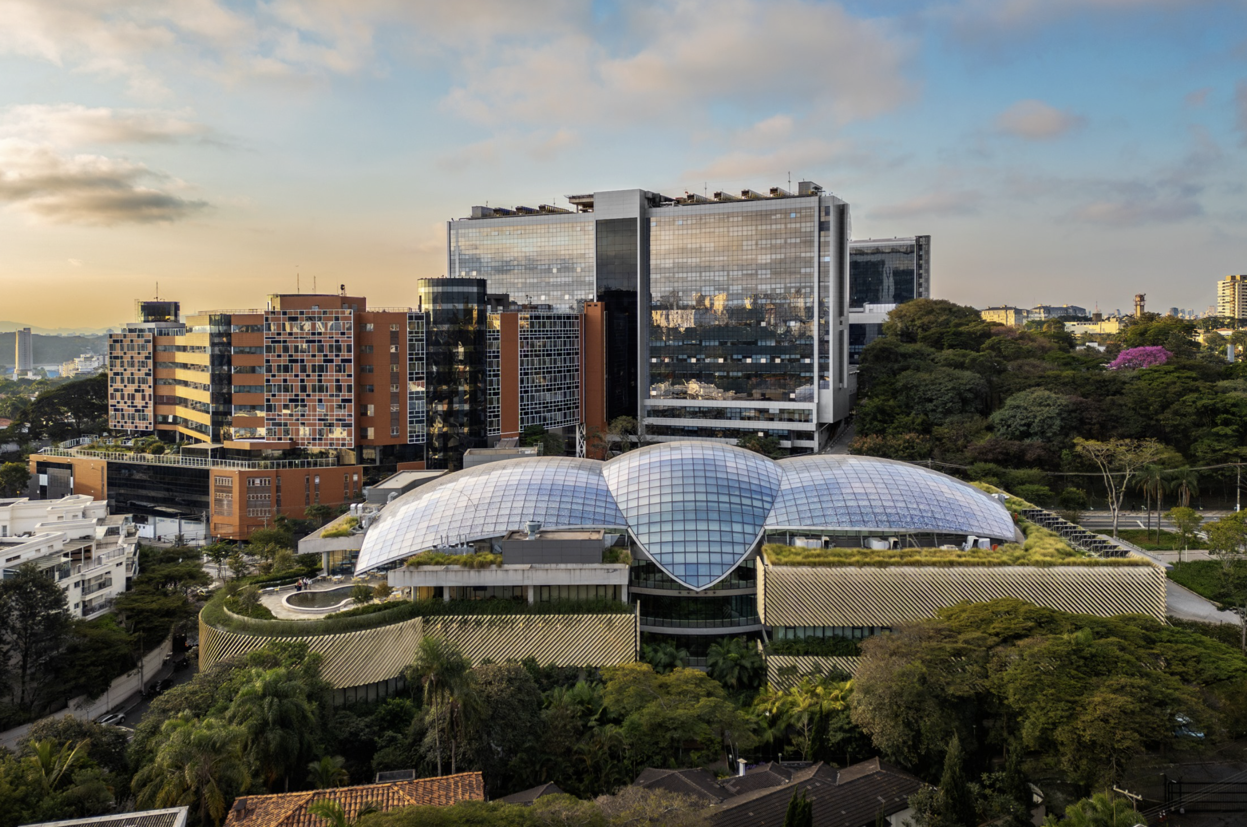 Einstein é eleito o 16º melhor hospital do mundo por revista americana e reforça protagonismo da Faculdade de Medicina