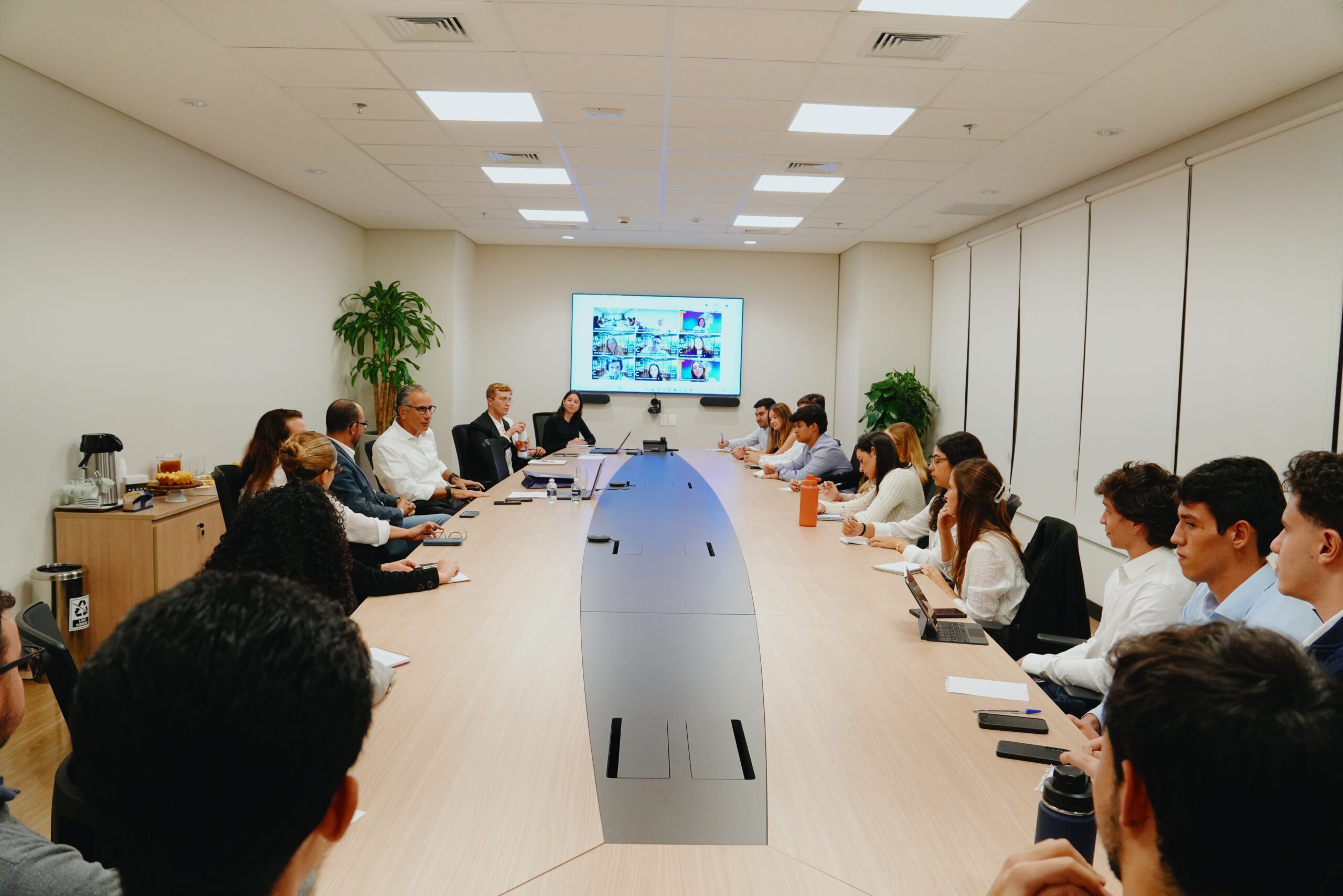 Ibmec aposta em disciplina com CEOs para aproximar alunos da alta liderança executiva