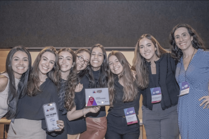 Estudantes de Direito da FGV conquistam primeiro lugar em competição nacional de arbitragem
